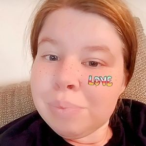 Meet your Posher, Cora